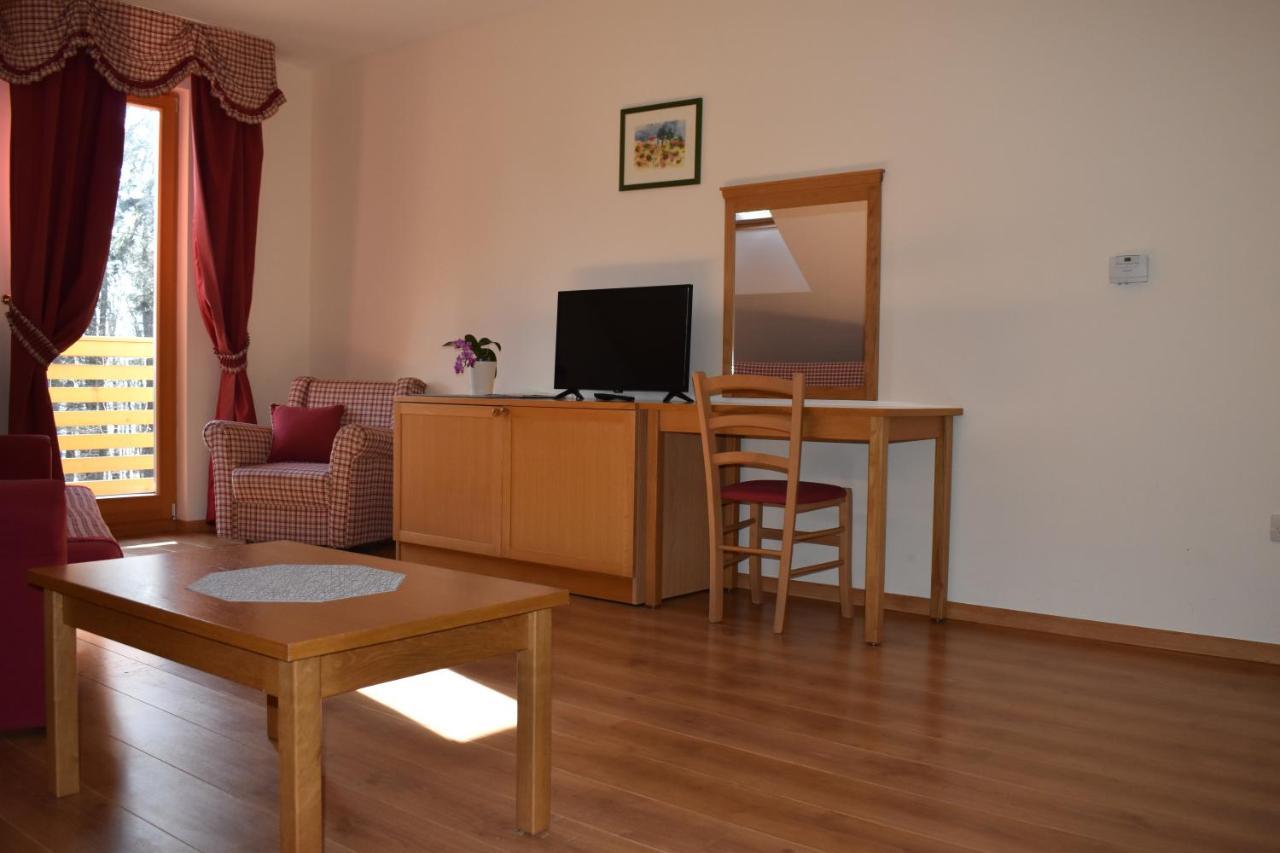 Aparthotel Snjezna Kraljica Stubicke Toplice Eksteriør bilde