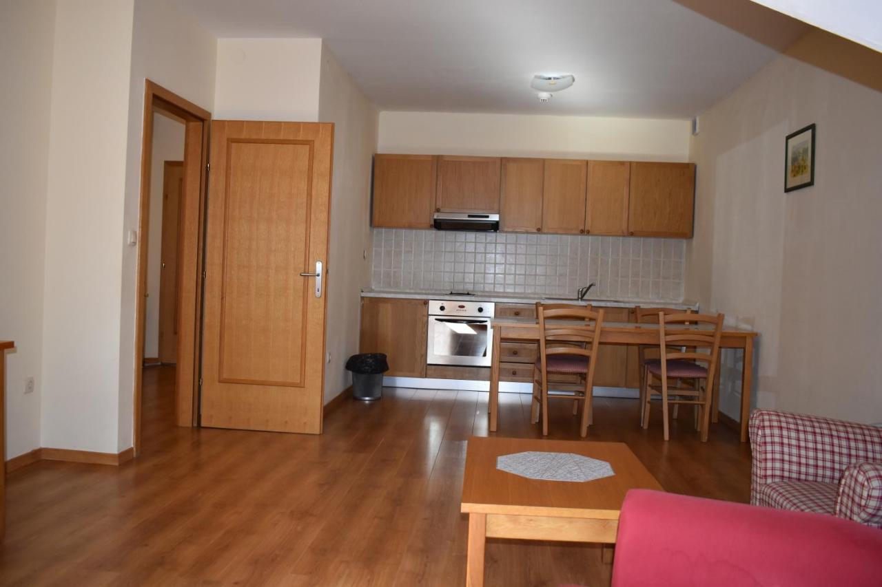 Aparthotel Snjezna Kraljica Stubicke Toplice Eksteriør bilde