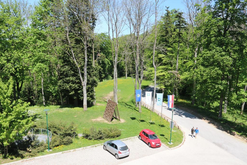 Aparthotel Snjezna Kraljica Stubicke Toplice Rom bilde